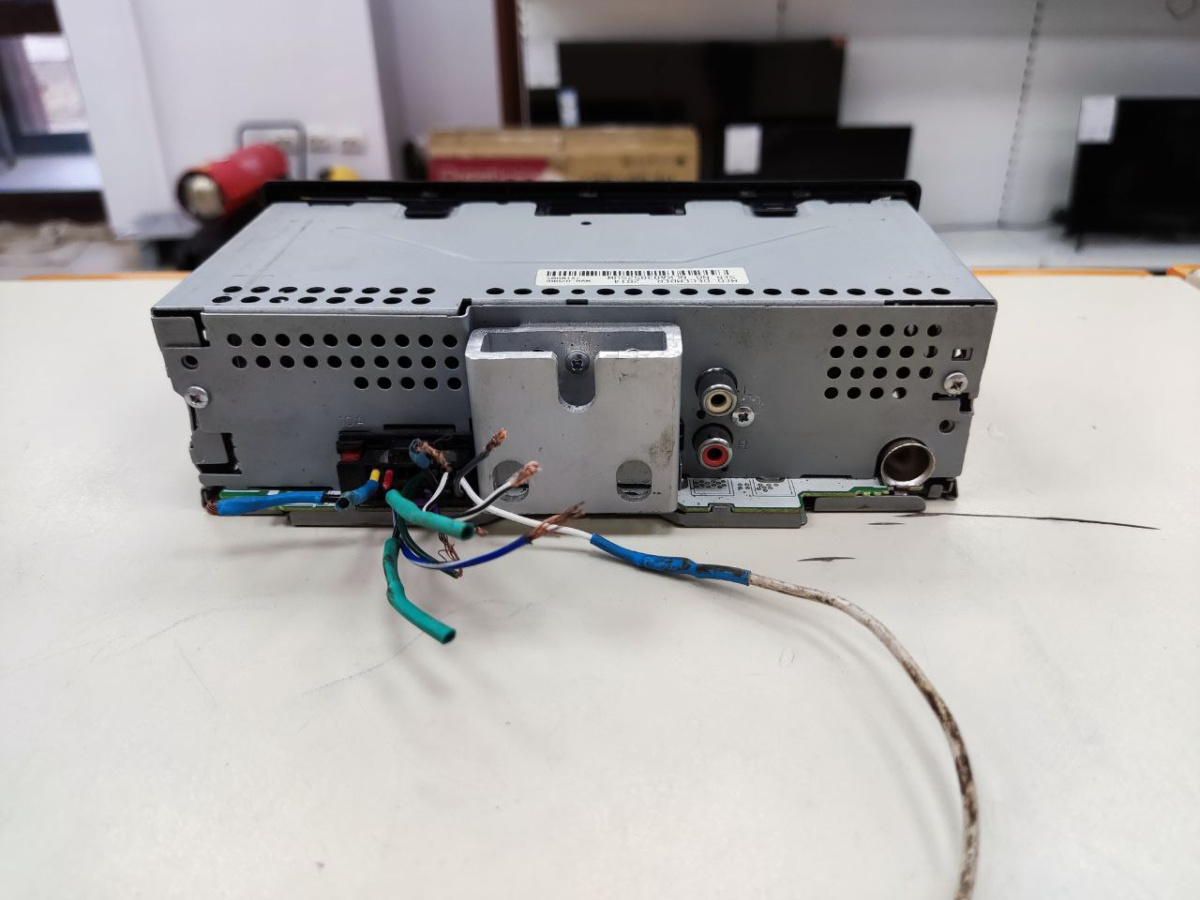 Автомагнитола Pioneer MVH-08UBG