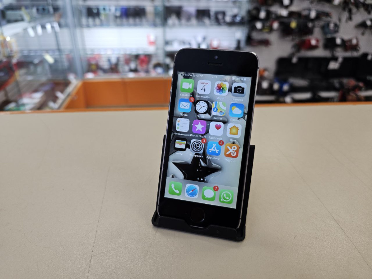 Смартфон Apple iPhone 5S 32Gb
