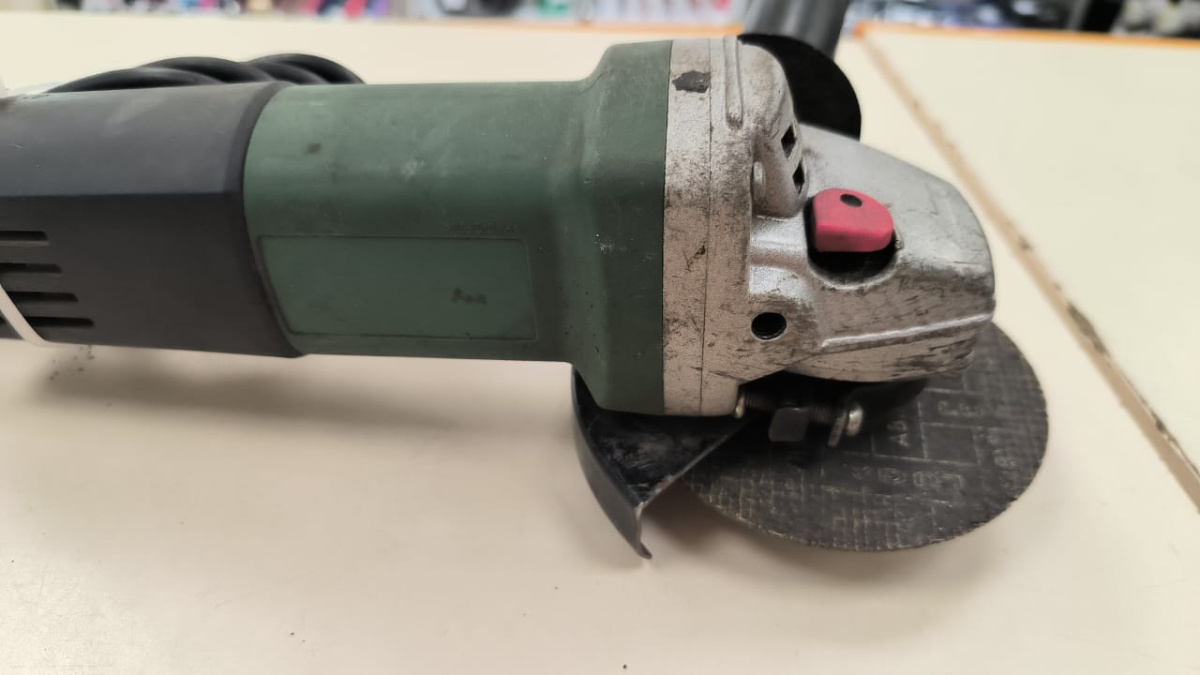 Угловая шлифмашина Metabo W650-125
