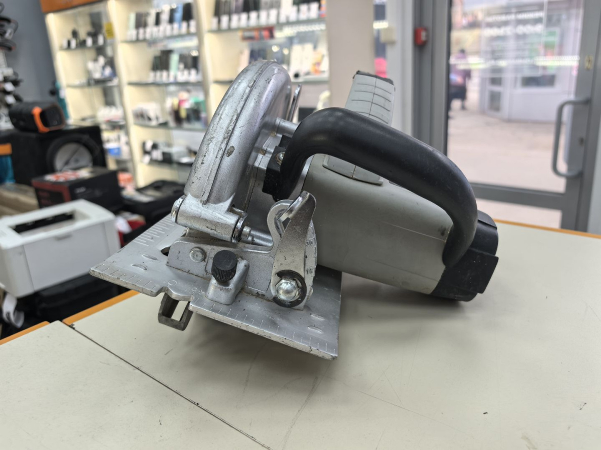 Дисковая пила Интерскол ДП 165/1200