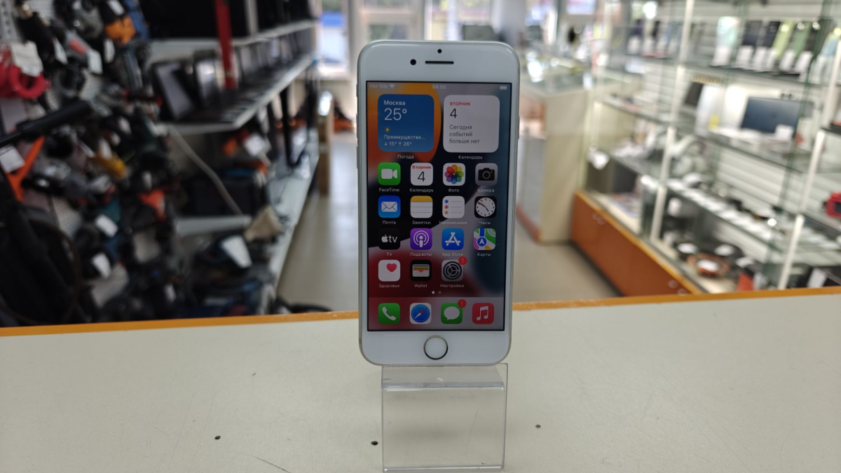 Смартфон Apple iPhone 7 32Gb