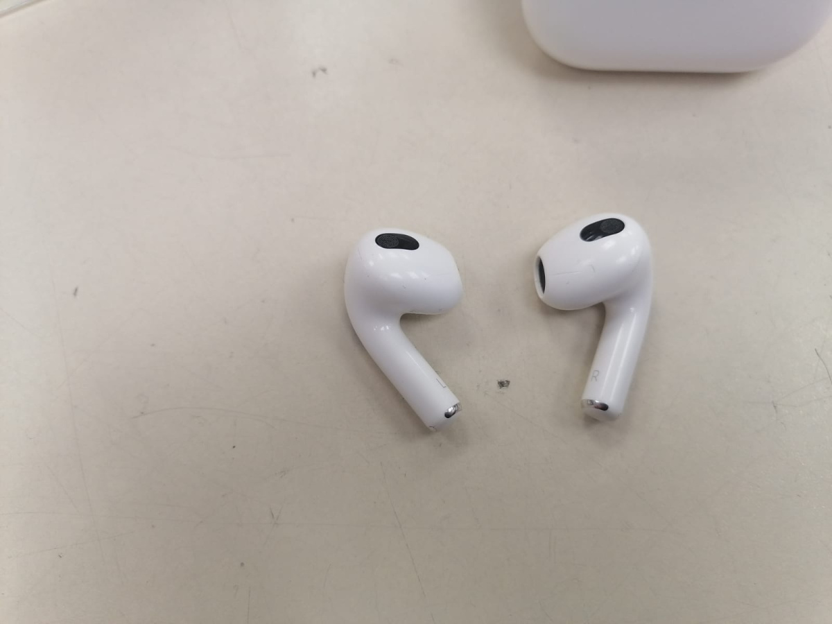 Наушники беспроводные Apple Airpods 3