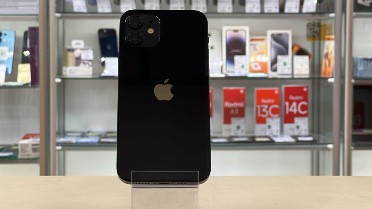 Смартфон Apple iPhone 12 64Gb