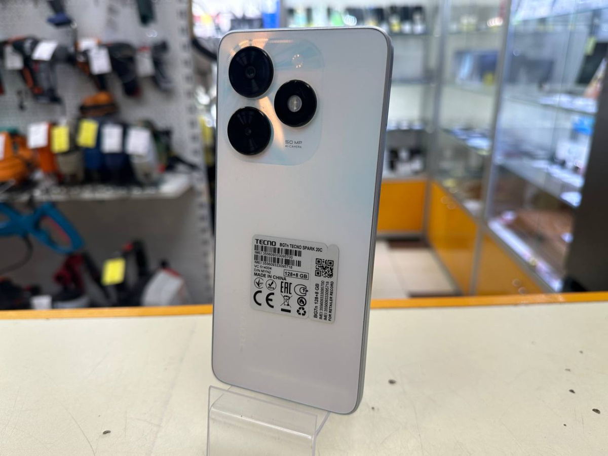 Смартфон Tecno Spark 20C 4/128