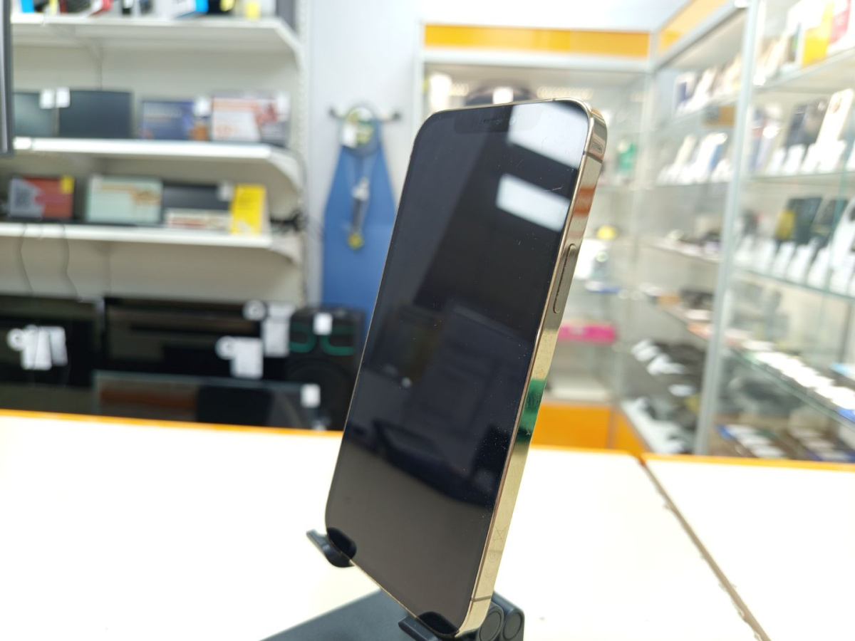 Смартфон Apple iPhone 12 Pro 128Gb