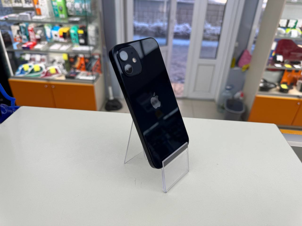 Смартфон Apple iPhone 12 128Gb