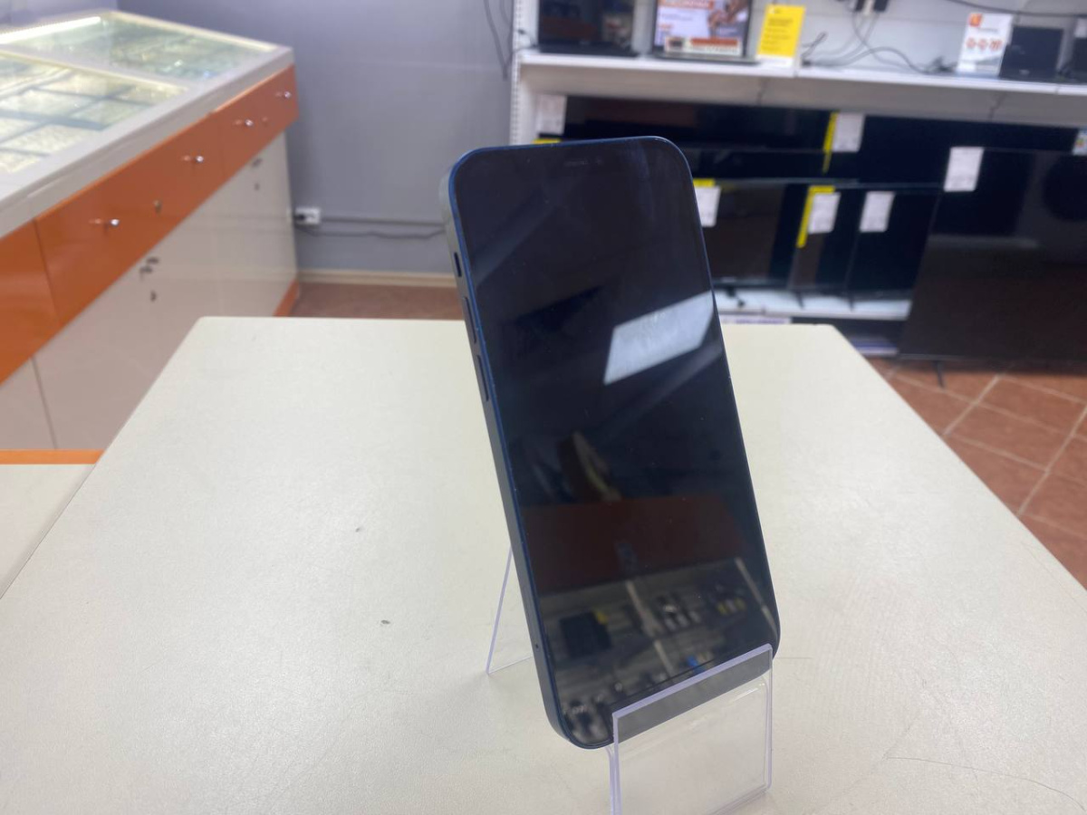 Смартфон Apple iPhone 12 64Gb