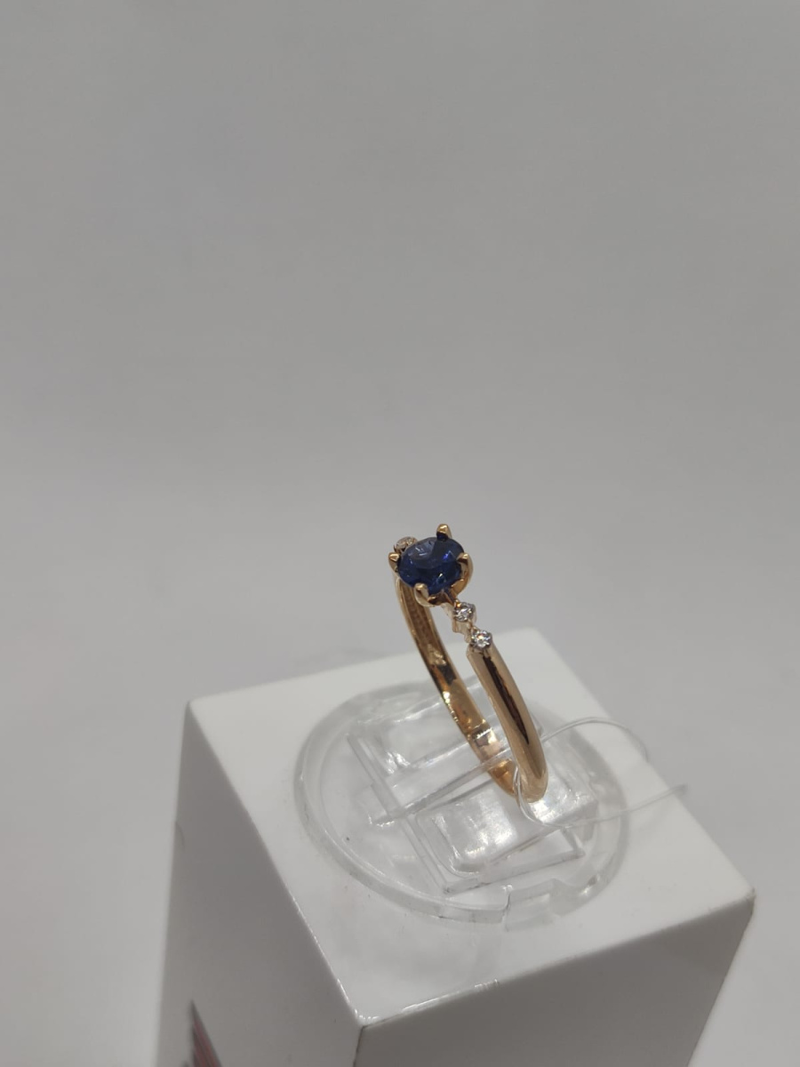 КОЛЬЦО С КАМНЯМИ (Au 585)