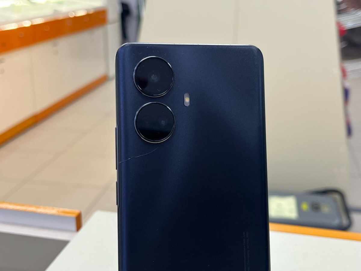 Смартфон Realme 10 Pro+ 8/128