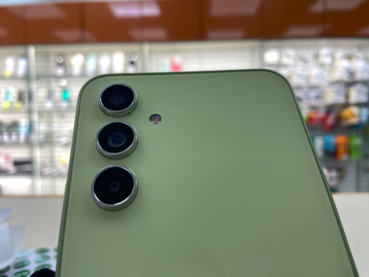 Смартфон Samsung Galaxy A54 6/128