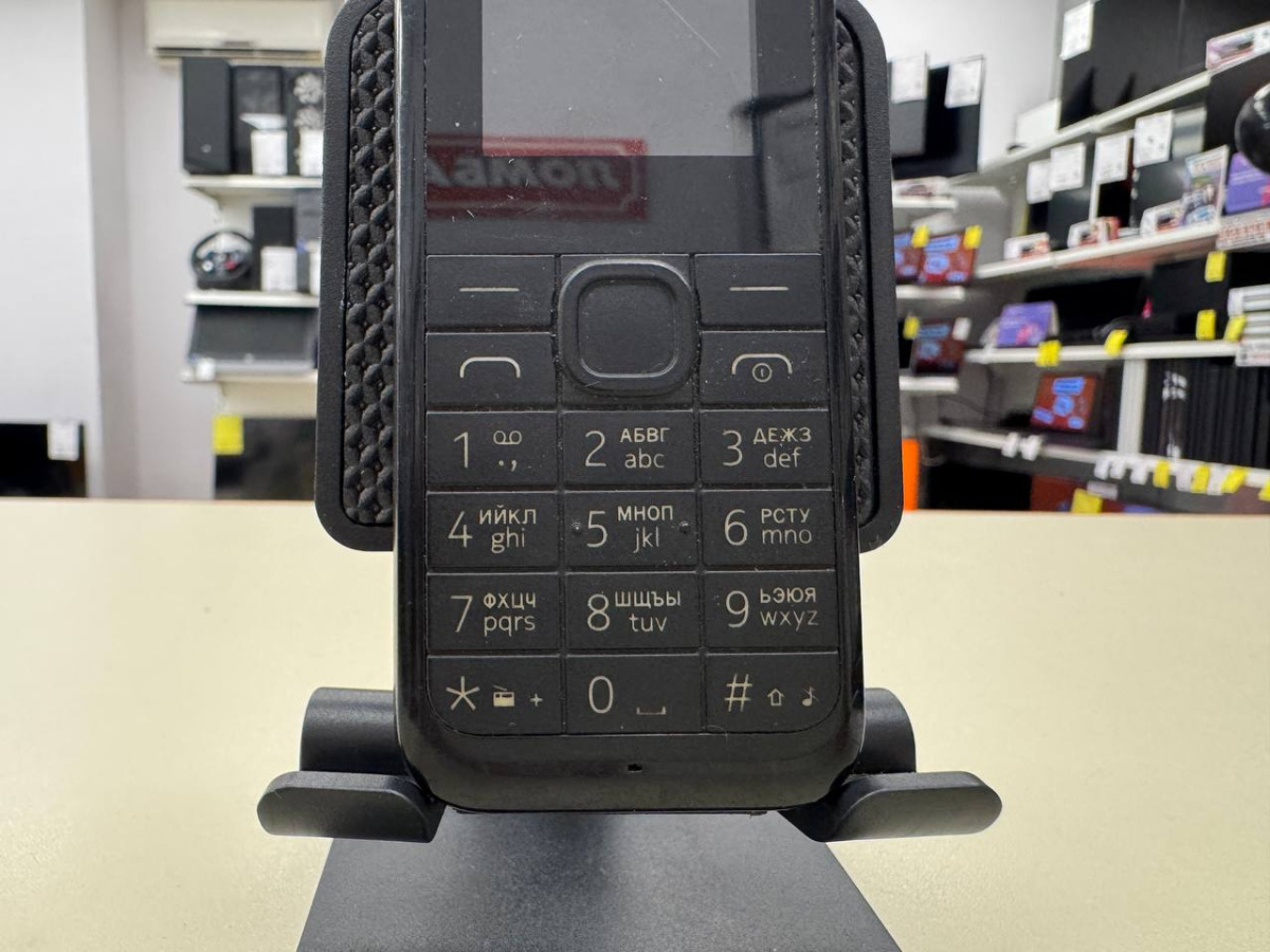 Мобильный телефон Nokia 100
