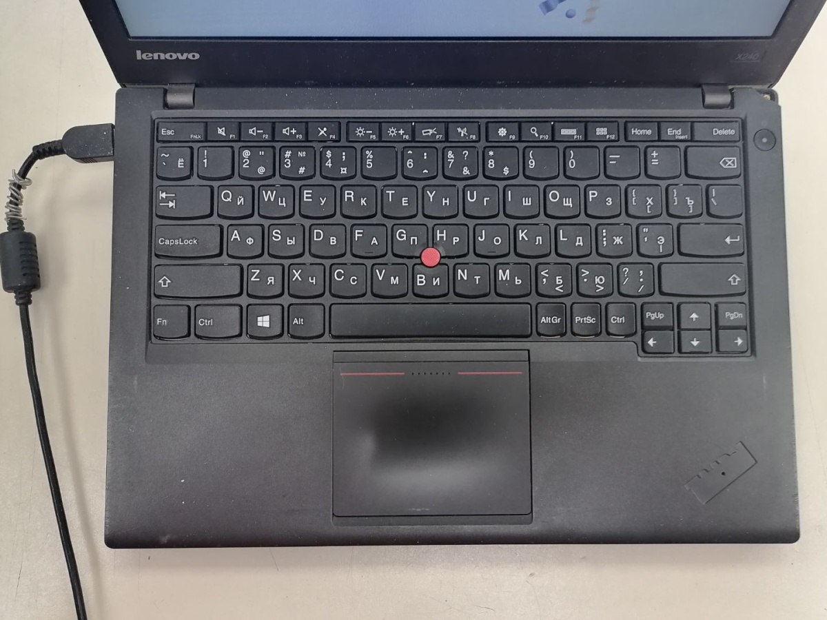 Ноутбук Lenovo .; Core i3-4010U, Intel HD Graphics 2000, 4 Гб, 128 Гб, Нет