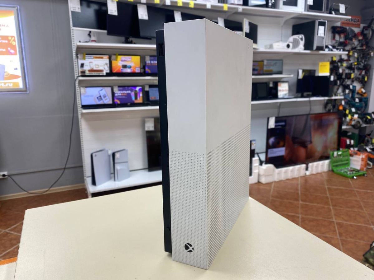 Игровая приставка  Xbox One S Digital Edition 500 GB