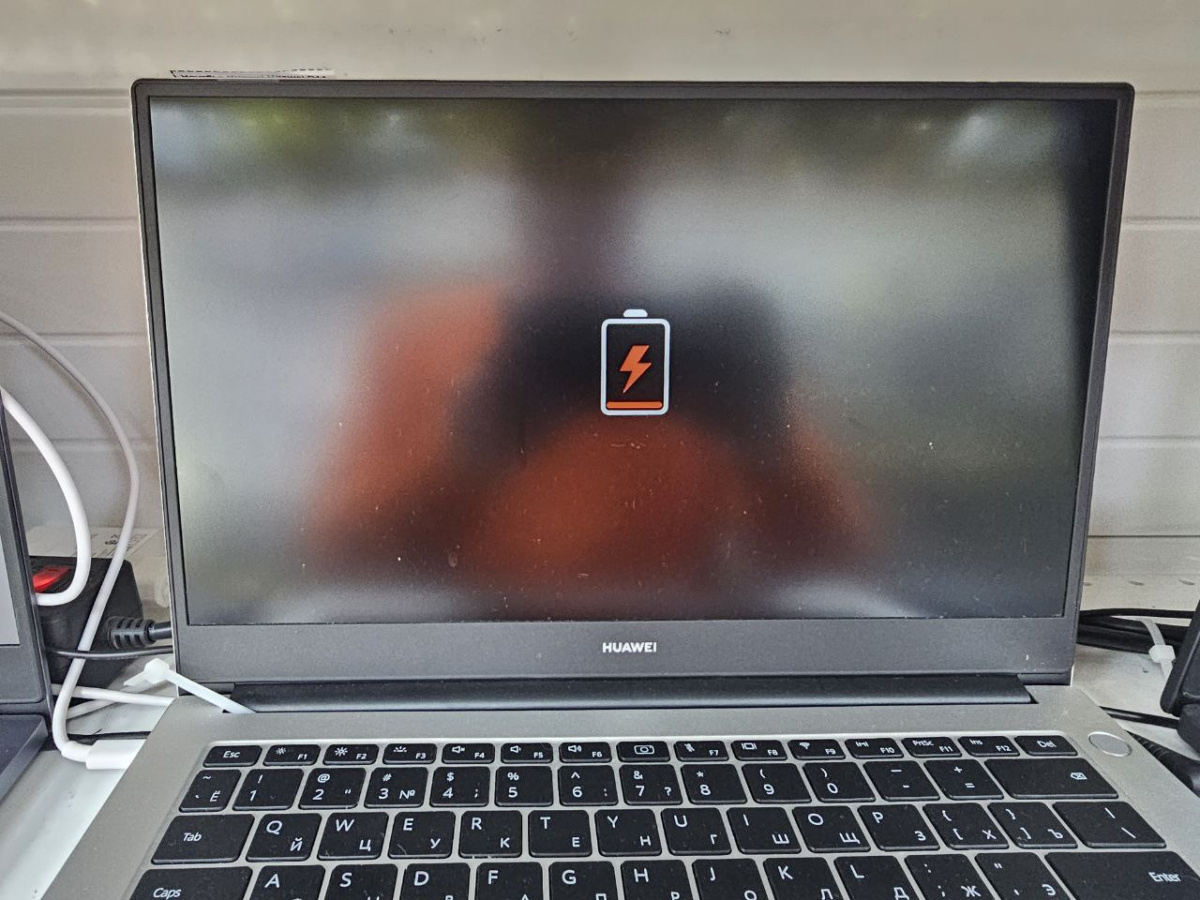 Ноутбук Huawei Huawei D14 NBD-WDI9; I3-1115G4, Intel UHD Graphics, 8 Гб, 256 Гб, Нет