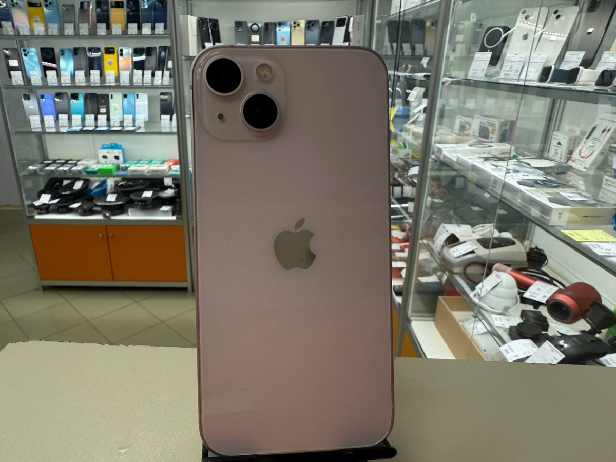 Смартфон Apple iPhone 13 128Gb