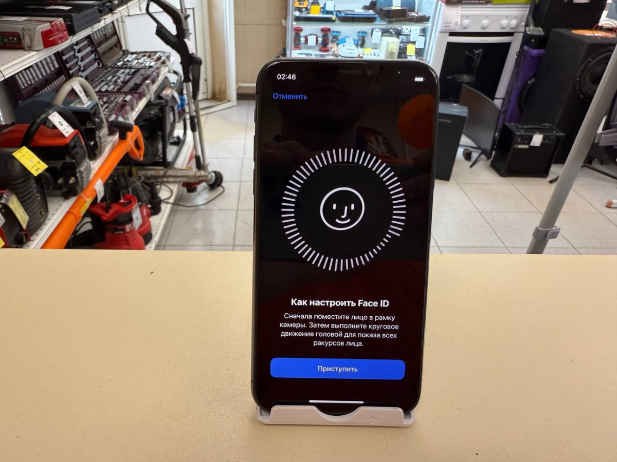 Смартфон Apple iPhone X 64Gb