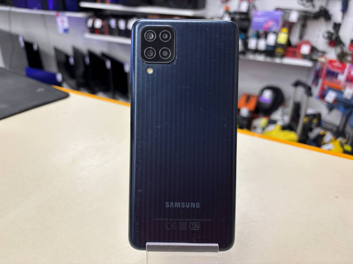 Смартфон Samsung Galaxy M12 3/32