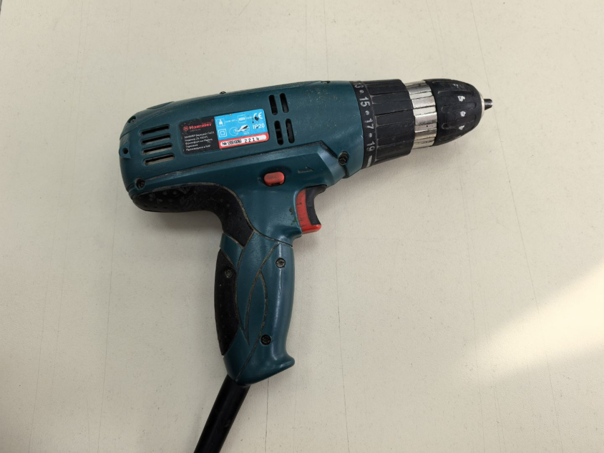 Шуруповерт Hammer DRL 300