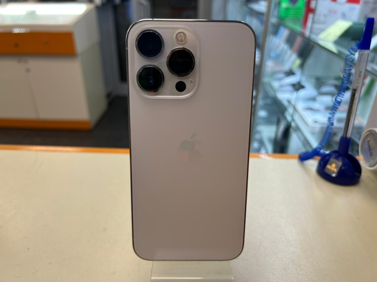 Смартфон Apple iPhone 13 Pro 128Gb