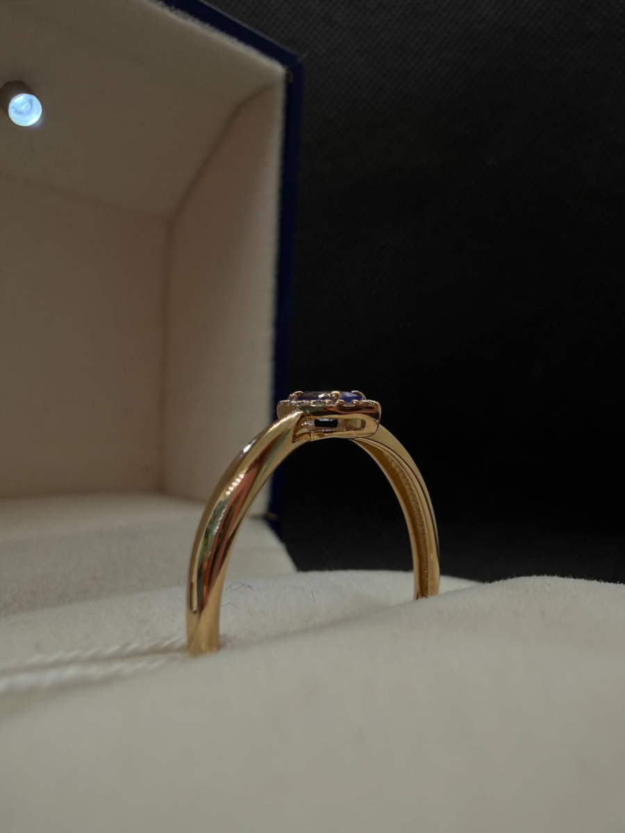 КОЛКМИ585 КОЛЬЦО С КАМНЯМИ (Au 585)