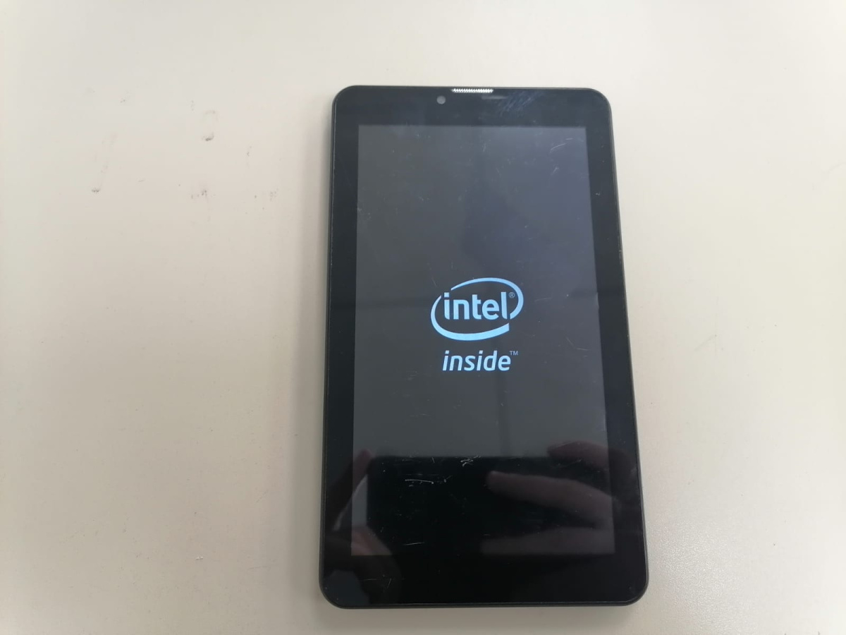 Планшет 4GOOD T700I 3G