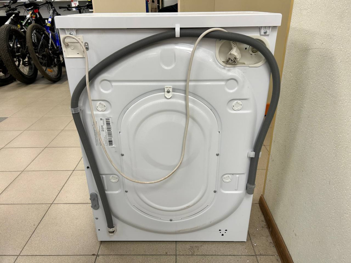 Стиральная машина Indesit EWUC 4105 CIS