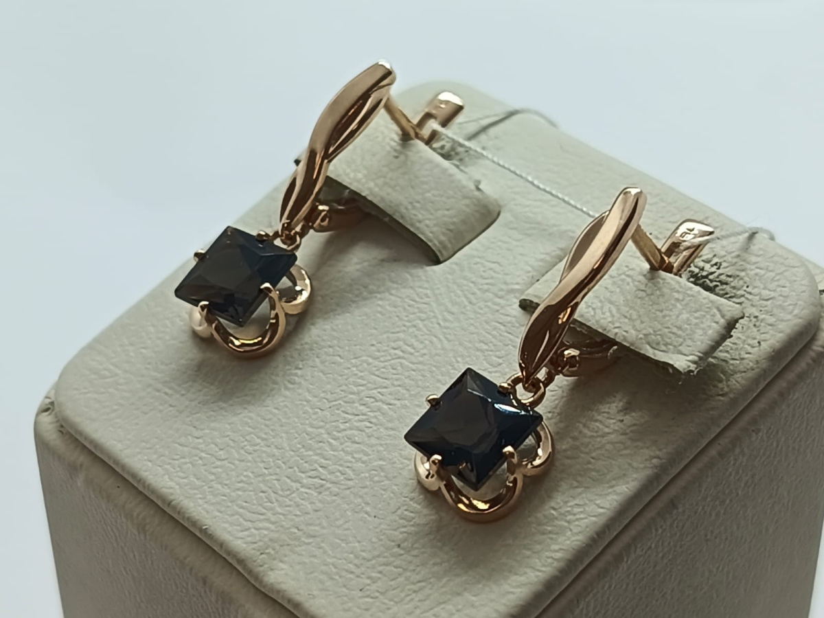 СКМ585 СЕРЬГИ С КАМНЕМ (Au 585)