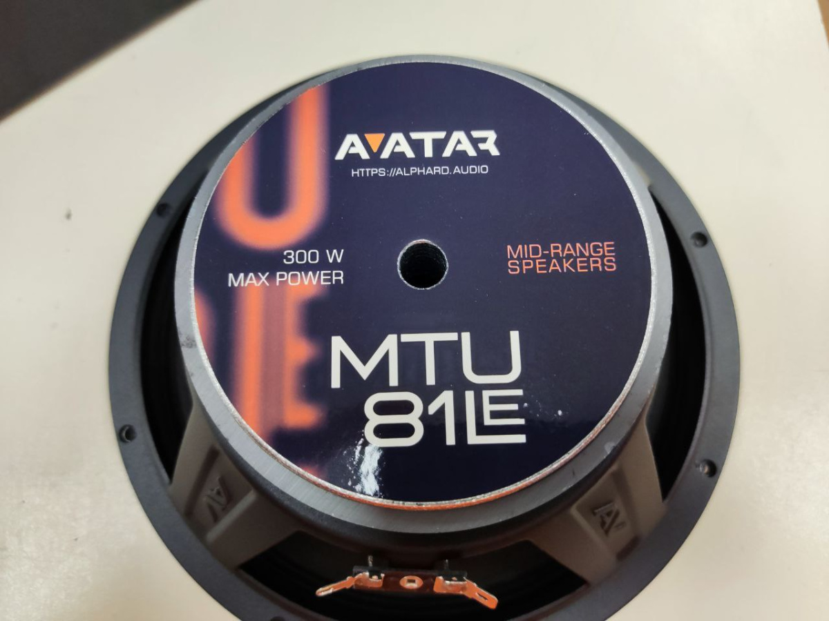 Автоакустика передняя Avatar MTU81Le