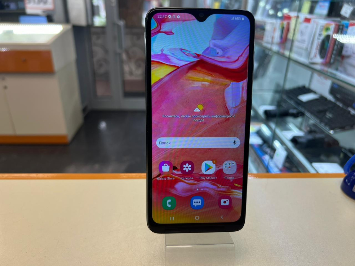 Смартфон Samsung Galaxy A70 6/128