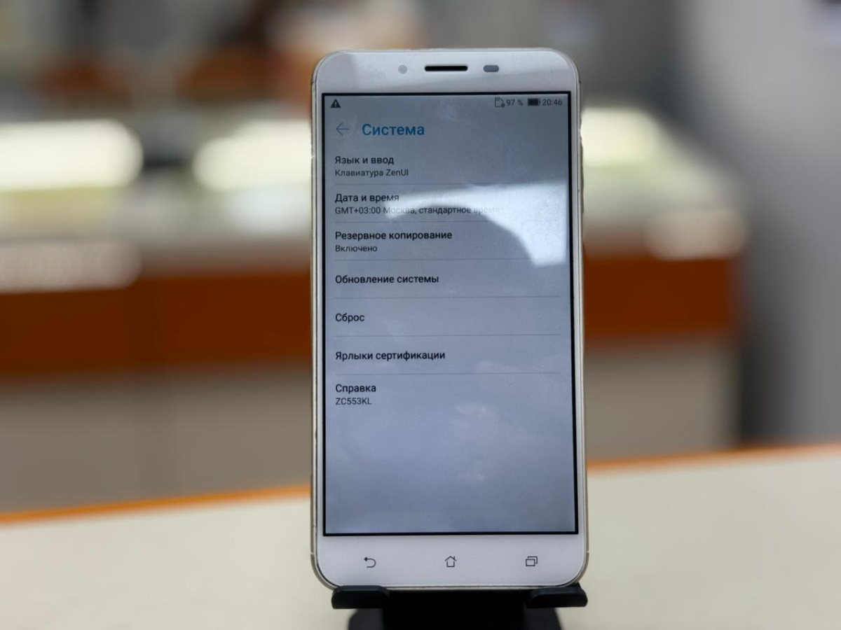 Смартфон Asus ZC553KL