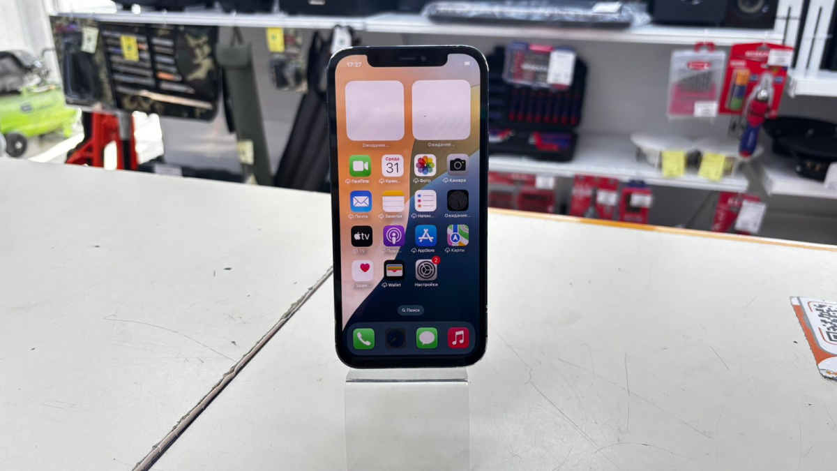 Смартфон Apple iPhone 12 64Gb