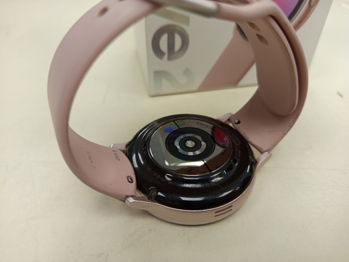 Смарт-часы Samsung Watch Active 2