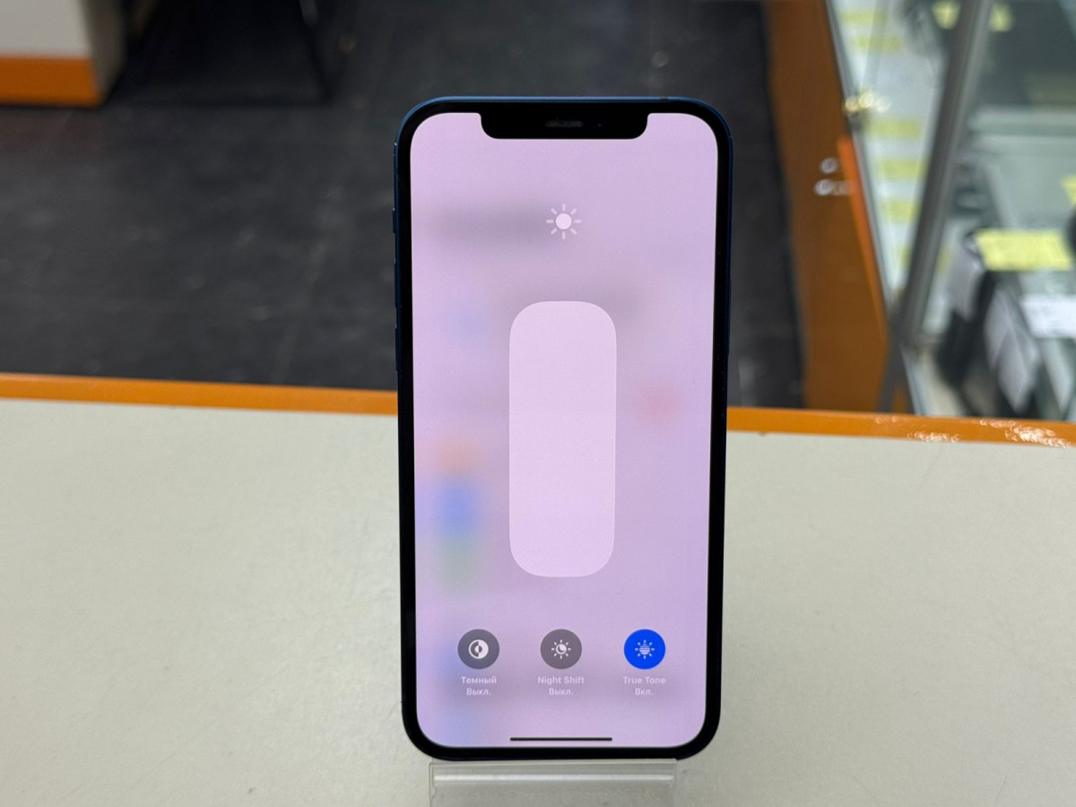 Смартфон Apple iPhone 12 64Gb