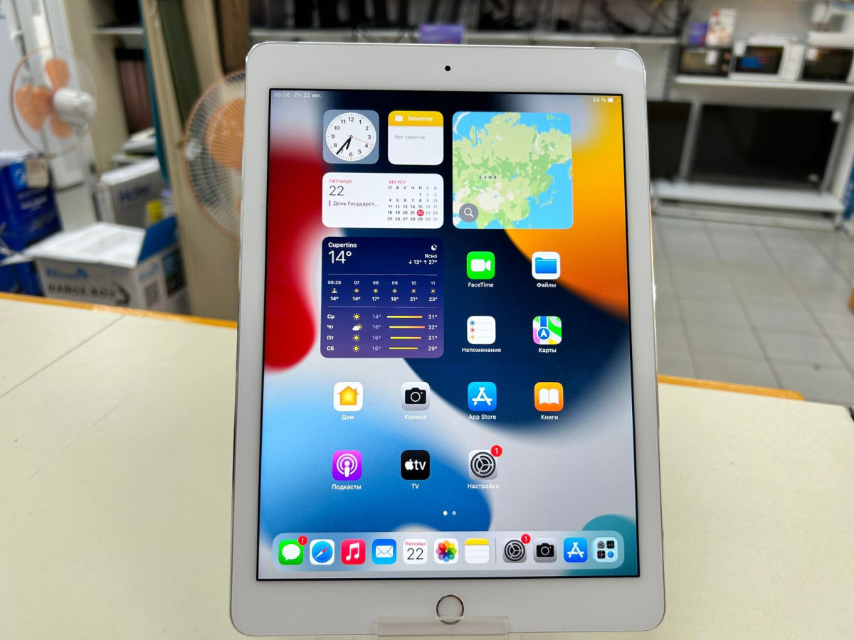 Планшет Apple iPad Air 2 64 ГБ A1567 (Wi-Fi + Cellular)