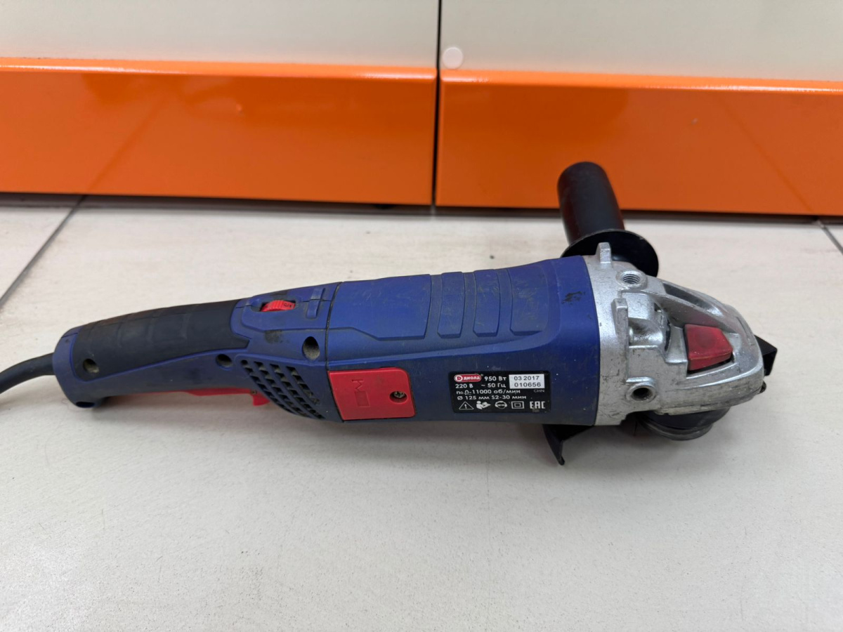 Угловая шлифмашина Диолд МШУ-0.95-125;