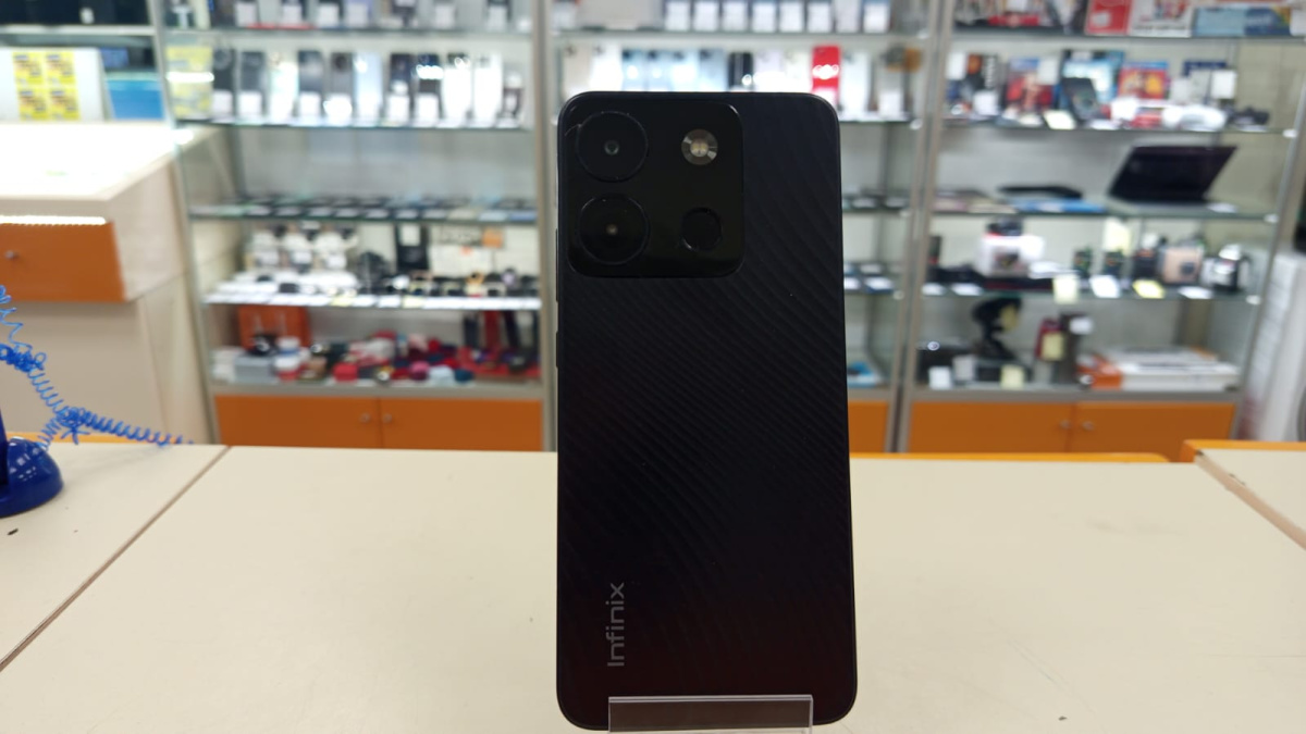 Смартфон Infinix Smart 7 Plus 4/64