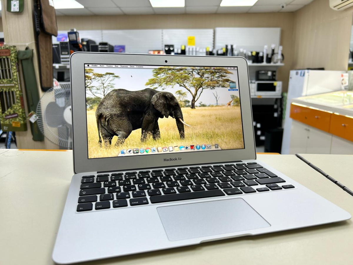 Ноутбук Apple MacBook Air 11" 2015 A1465