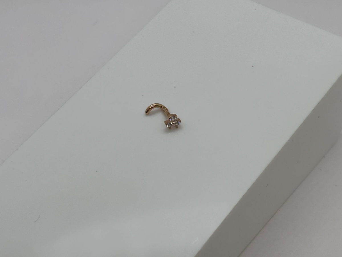 ПИРСИНГ В НОС с камнями (Au 585)