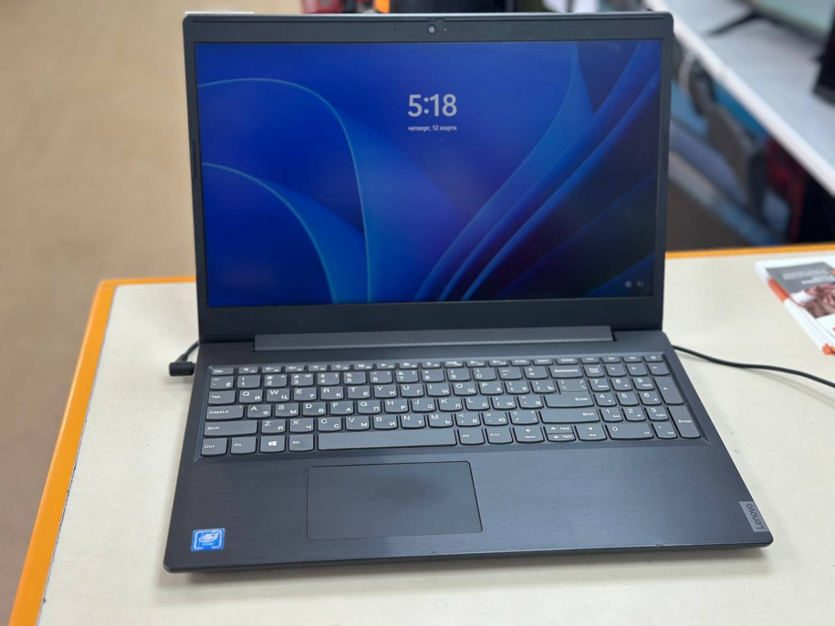 Ноутбук Lenovo ,; Celeron 4205U, Intel HD Graphics 610, 4 Гб, 120 Гб, Нет