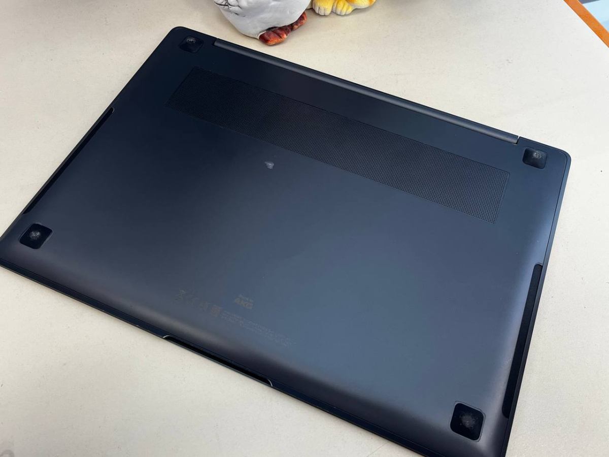Ноутбук Samsung Galaxy Book Pro 3 Oled; I5-1340P, Intel iris XE Graphics, 16 Гб, 512 GB, Нет