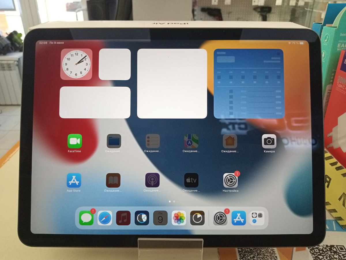 Планшет Apple Ipad Air 4 Wi-Fi 64Gb