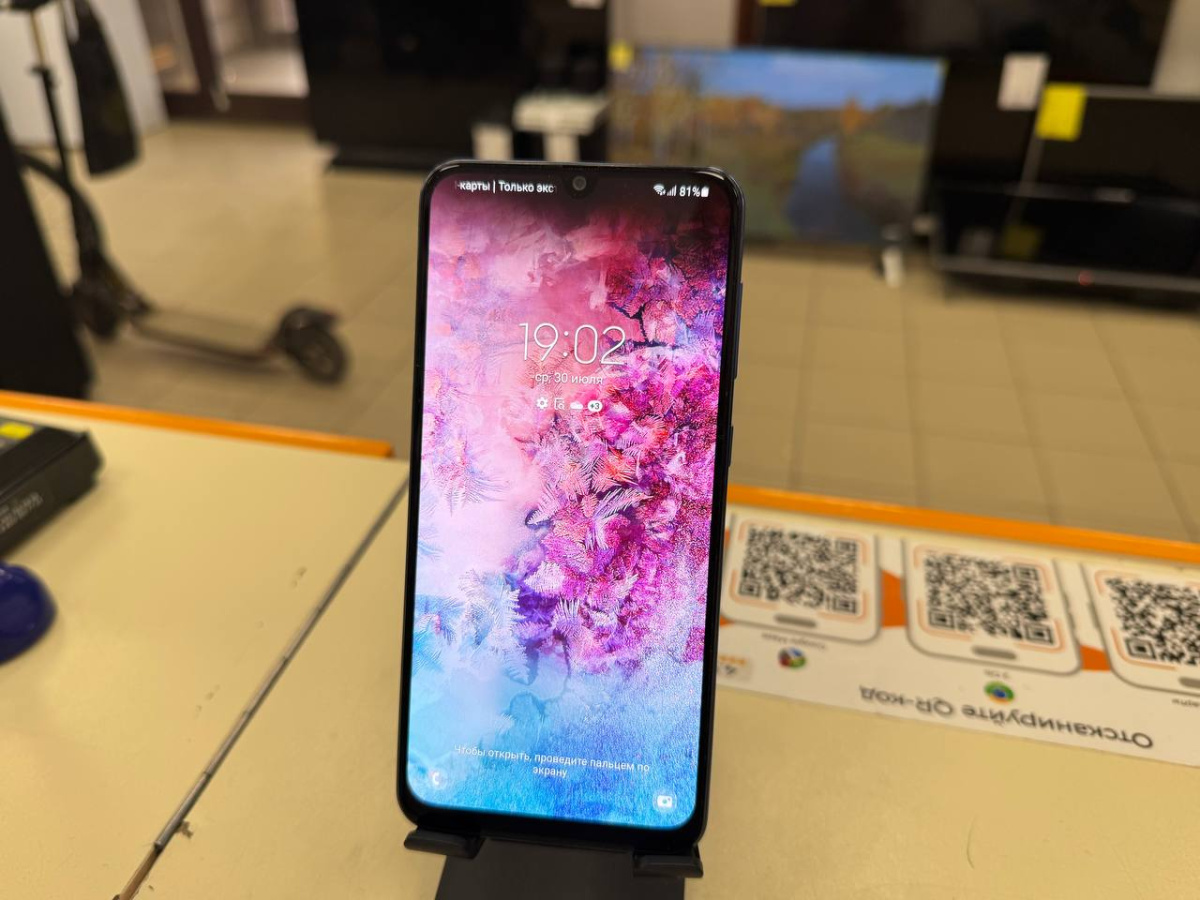 Смартфон Samsung Galaxy A30 3/32