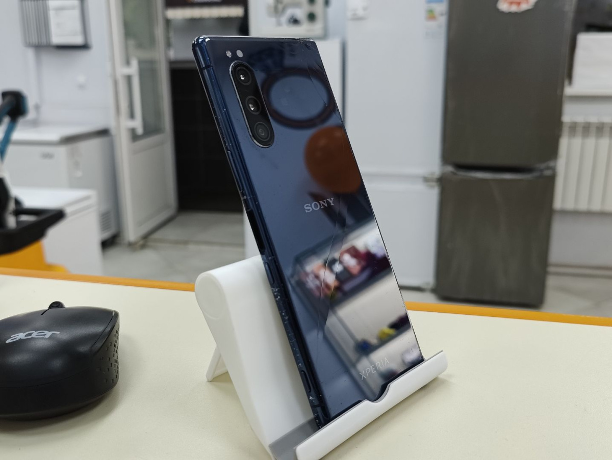 Смартфон Sony Xperia 5 III SOG05