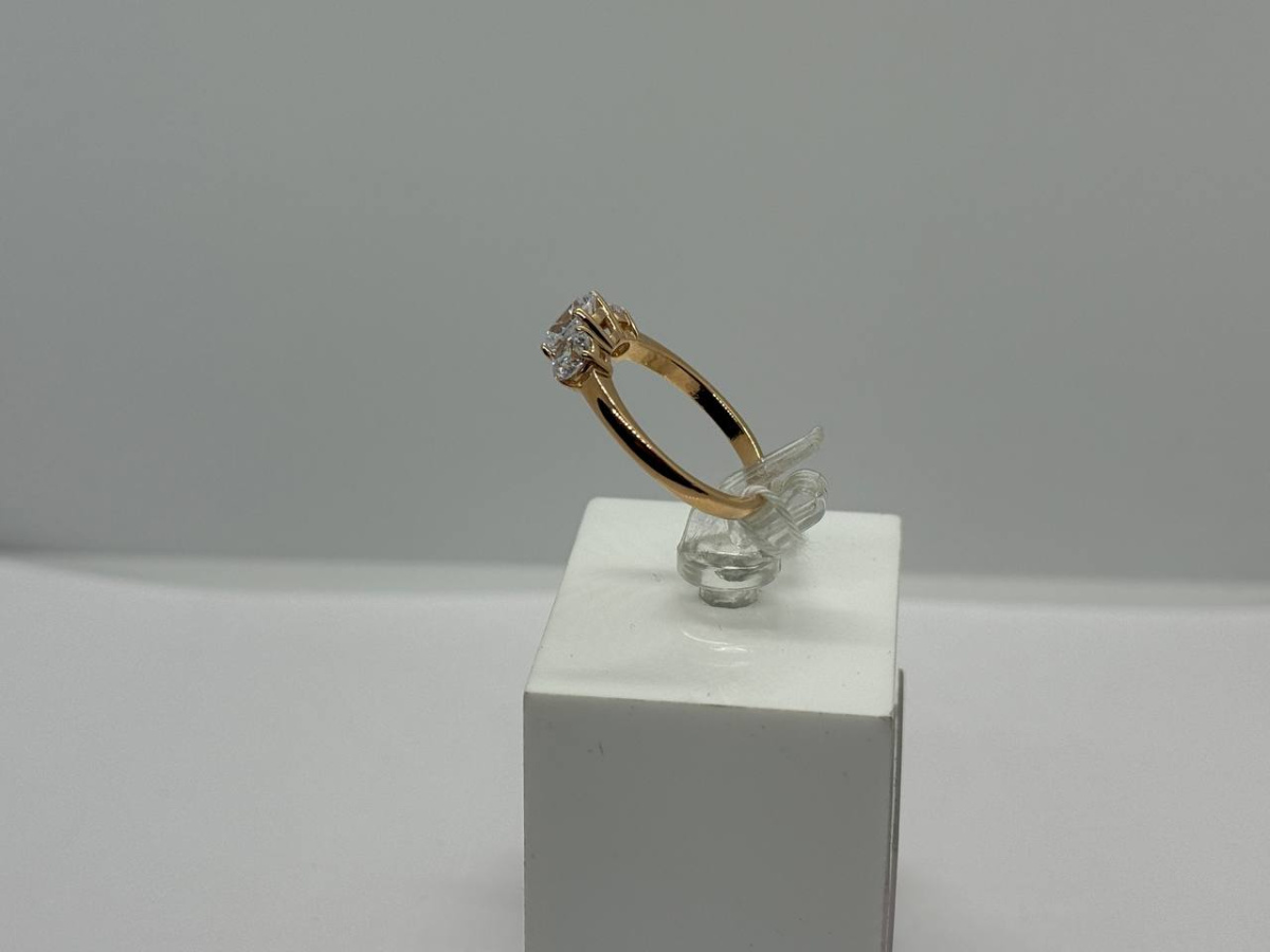 КОЛЬЦО С КАМНЯМИ (Au 585)