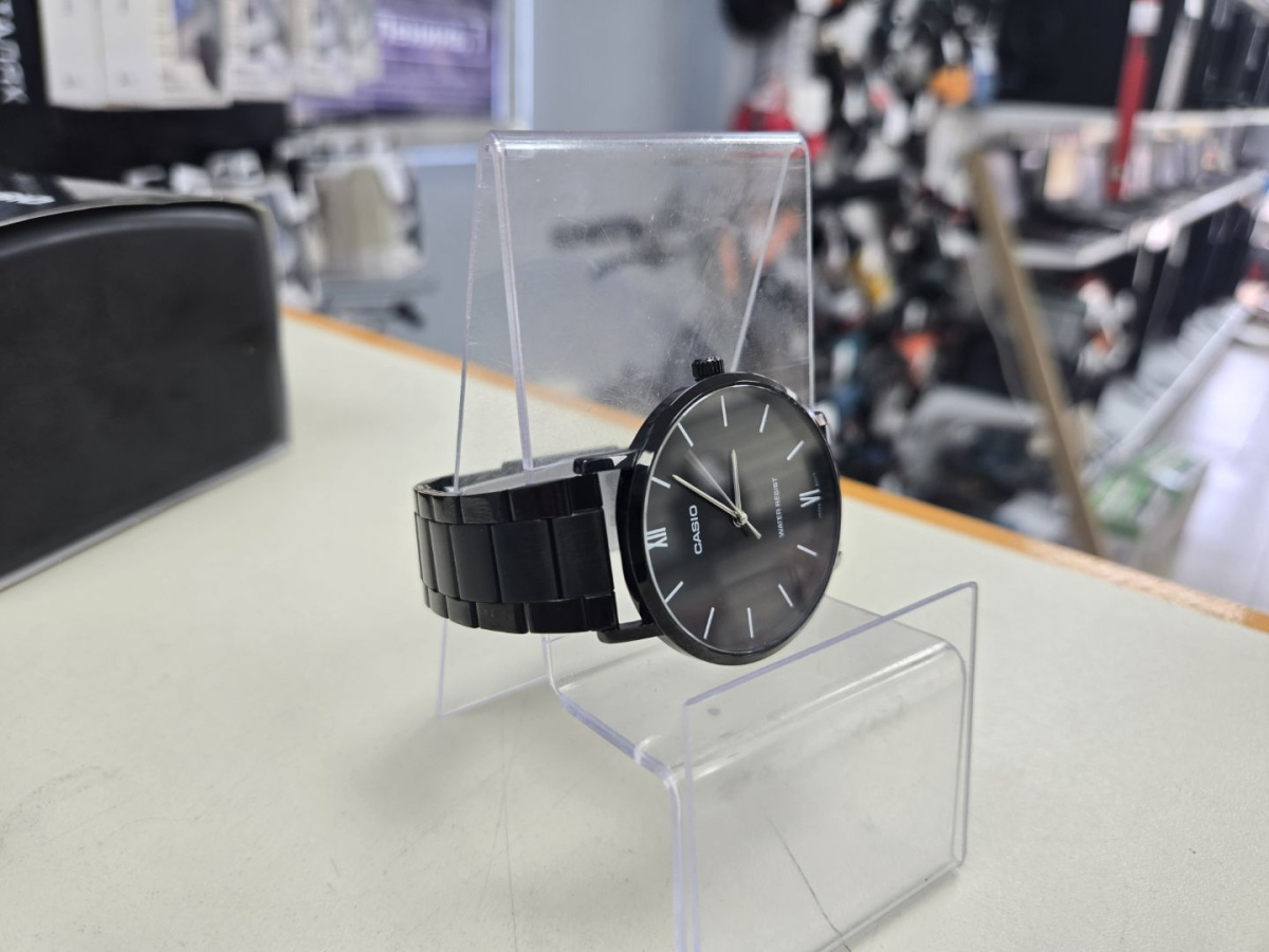 Часы наручные Casio MTP-VT01B-1B