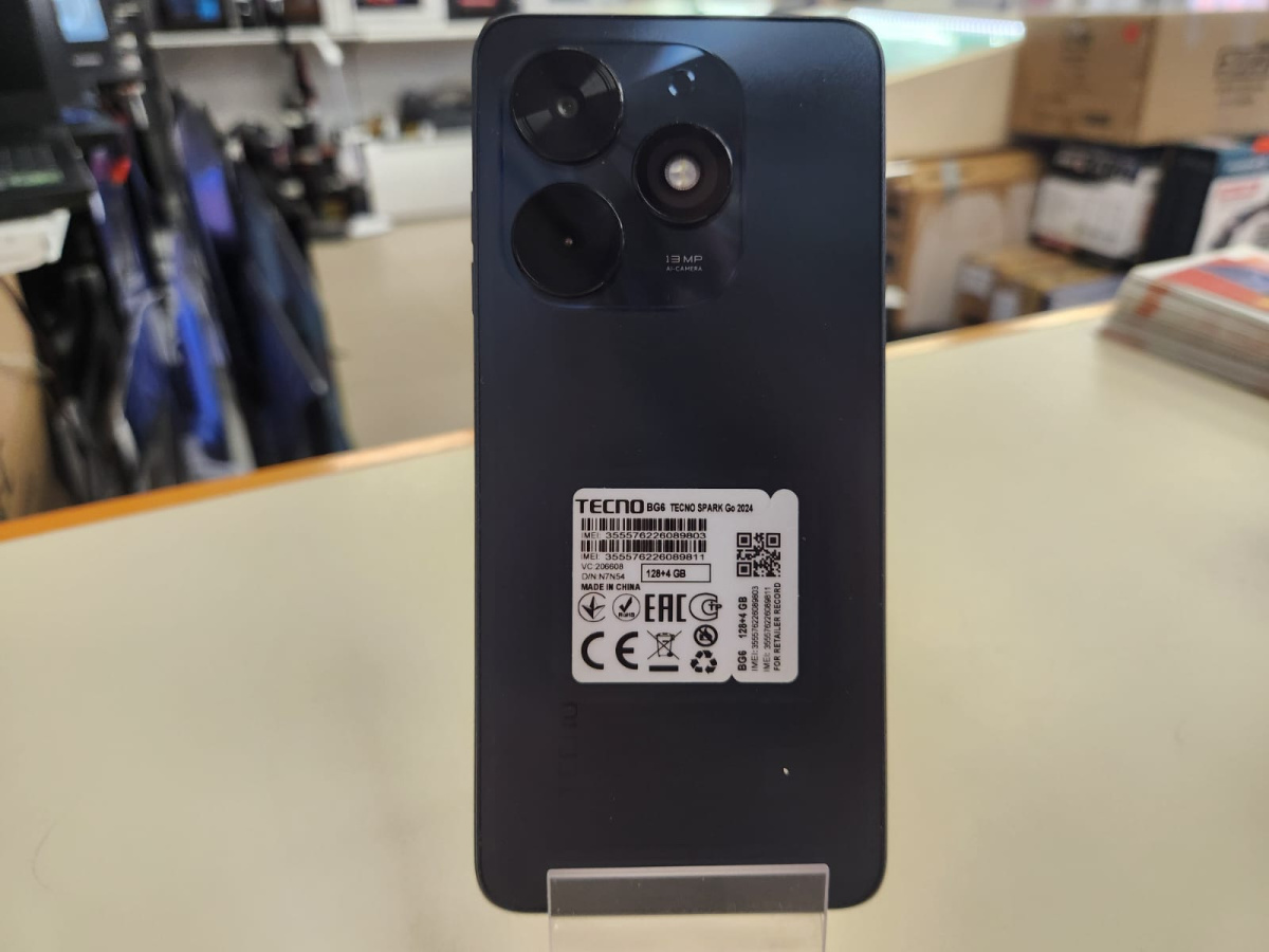 Смартфон Tecno Spark Go 2024 4/128
