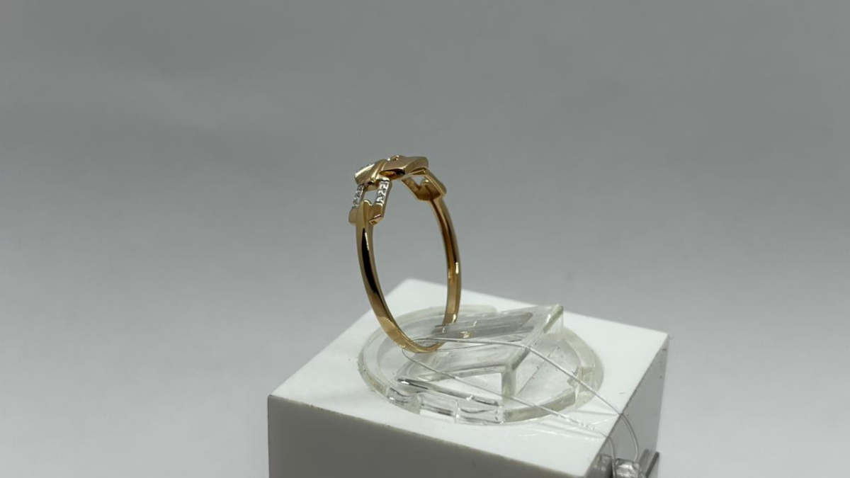 КОЛЬЦО С КАМНЯМИ (Au 585)