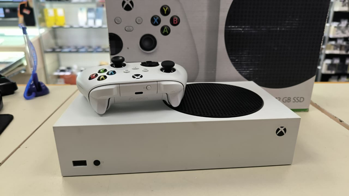 Игровая приставка Xbox Series S 512Gb SSD Игровая приставка Xbox Series S 512Gb SSD