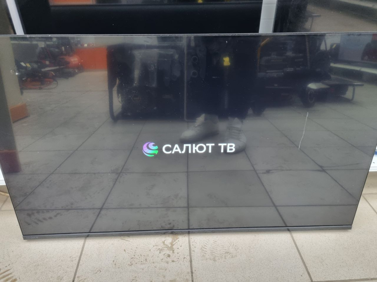 LED Телевизор SBER SDX-43F2120B