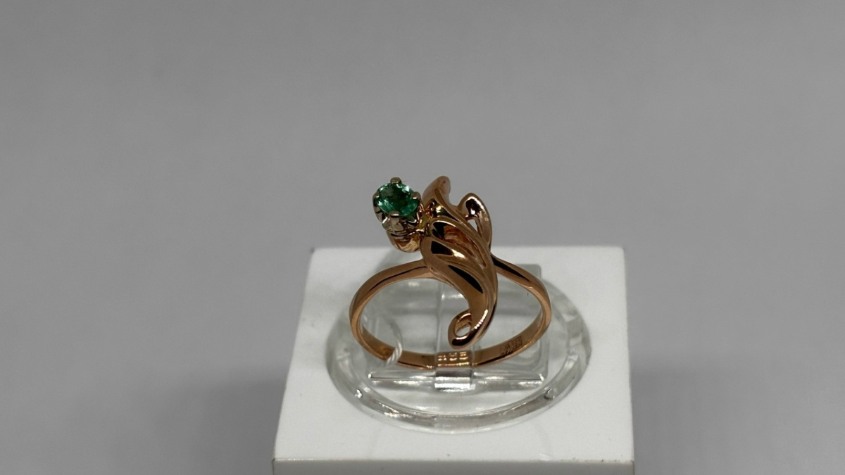 КОЛКМ585 КОЛЬЦО С КАМНЕМ (Au 585)